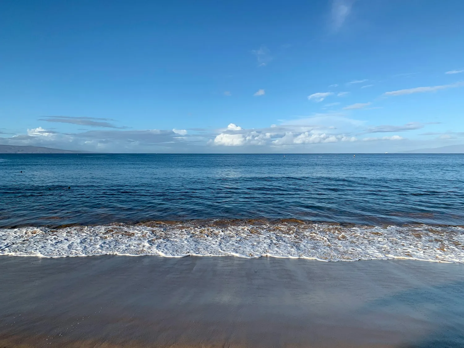 Turquoise ocean along Maui's south shore